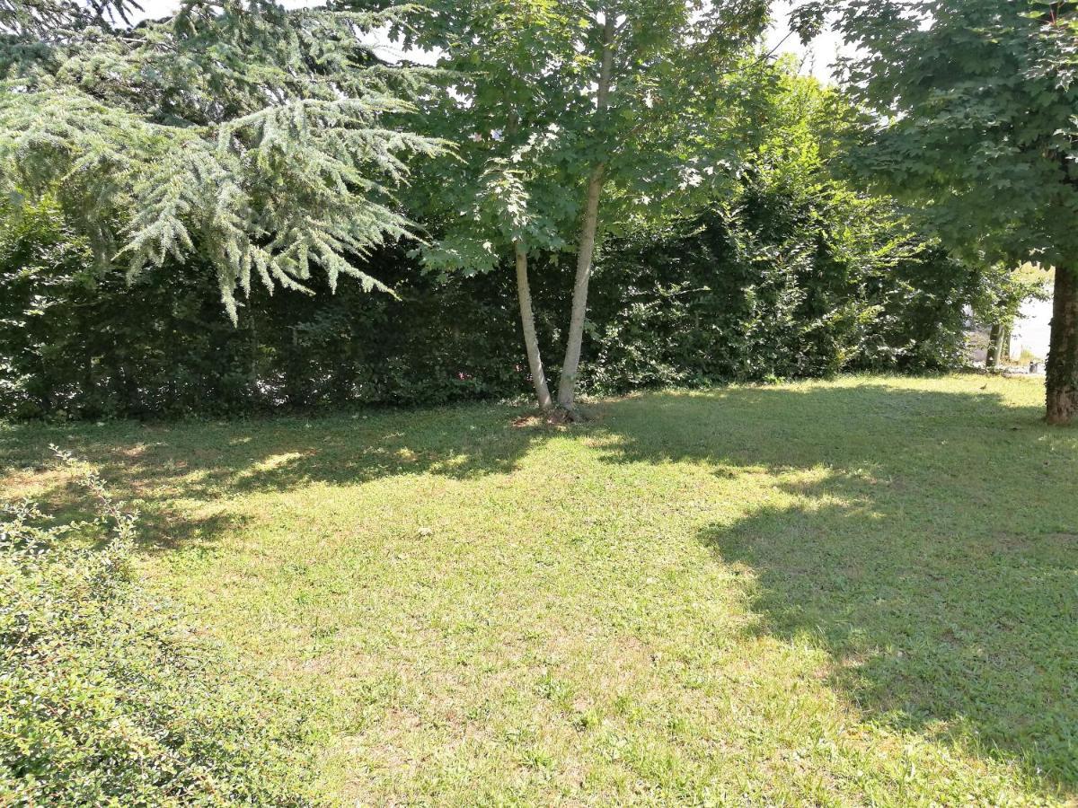 Douceur En Campagne Espalion Exterior photo